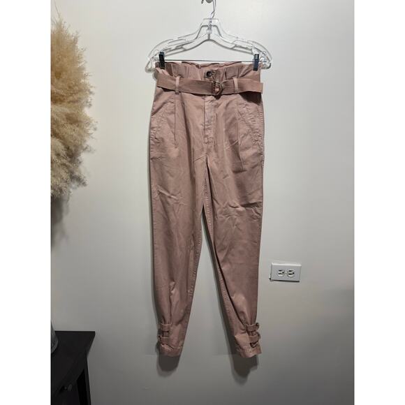 GUESS Women’s High Waist Belted Paperbag Pants Buckled Cuffs Size 2 in Dust Pink - Picture 2 of 11